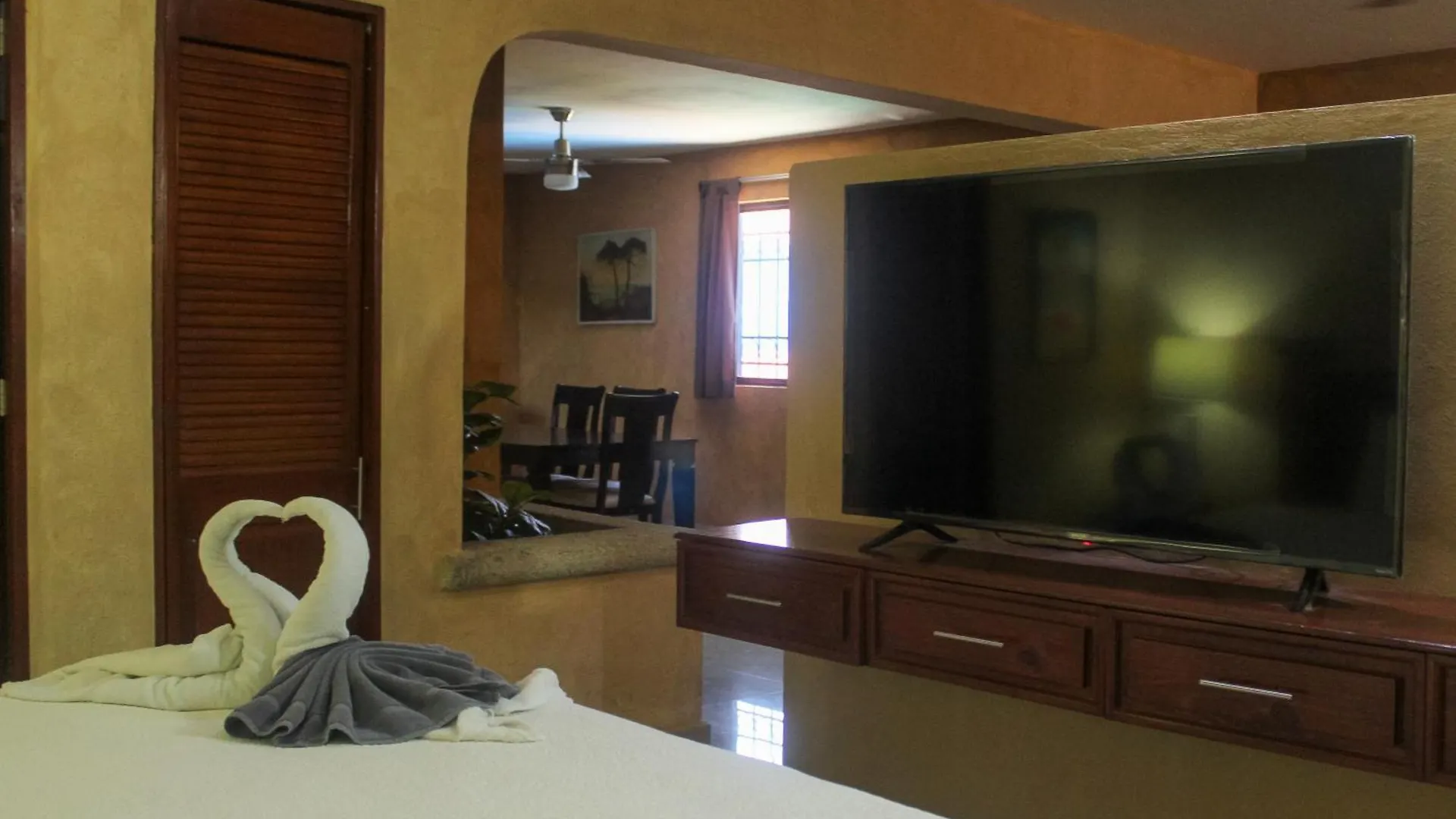Hotel La Casona Real 코수멜