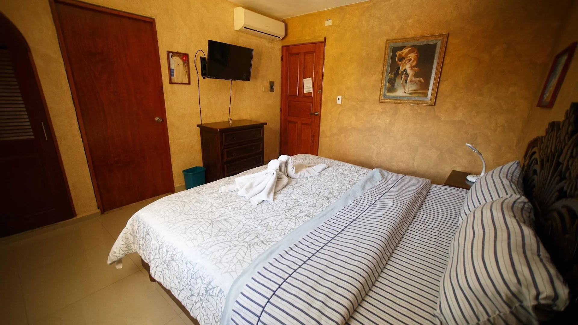 קוזומל Hotel La Casona Real