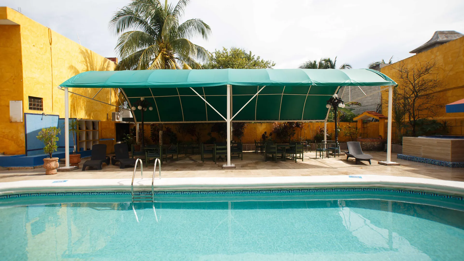קוזומל Hotel La Casona Real 3*,  מקסיקו